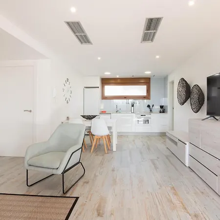 Appartement Awesome In O With Wifi *